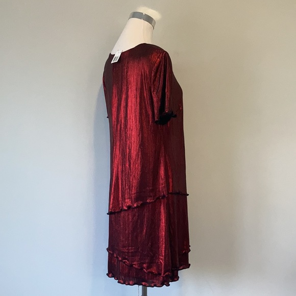 ❤️‍🔥 NWT Metallic Red Ruffle Cocktail Midi Dress - Picture 11 of 16